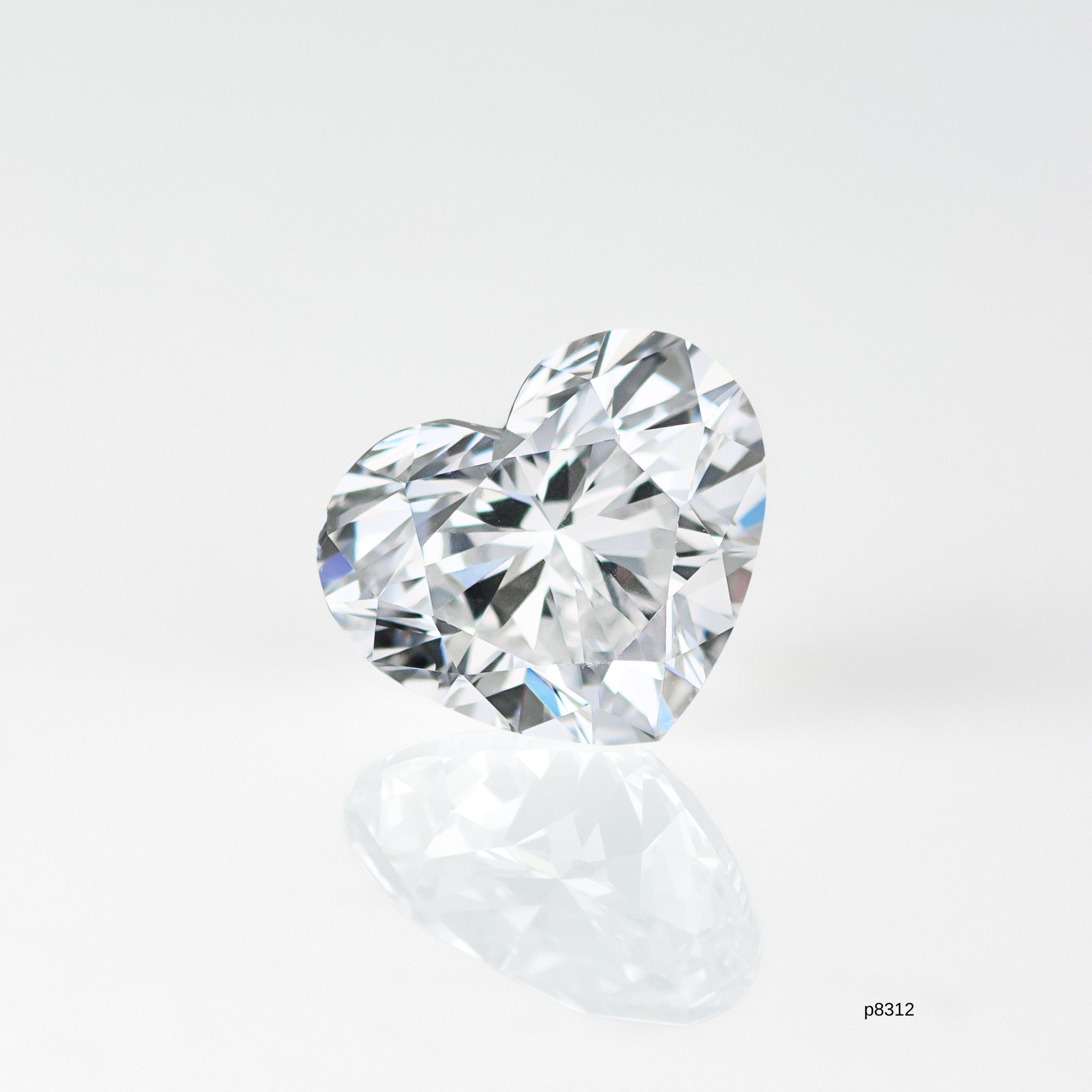 p8312 天然ダイヤモンド/ハート 0.50ct
