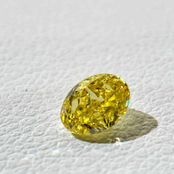 天然 イエローダイヤモンド オーバル 0.47ct |yellow diamond|CGL|p9309