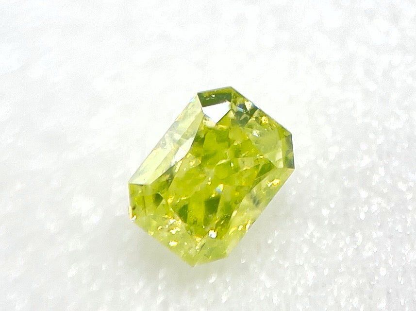 天然 イエローグリーンダイヤモンド  0.105ct |yellow green diamond|CGL|p9449