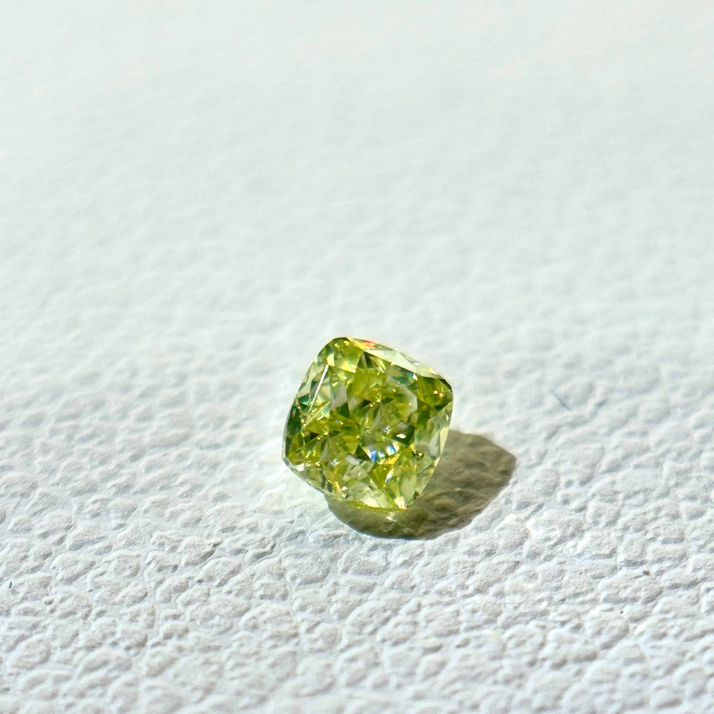 天然 イエローグリーンダイヤモンド レクタングラー 0.217ct |yellow green diamond|CGL|p9492