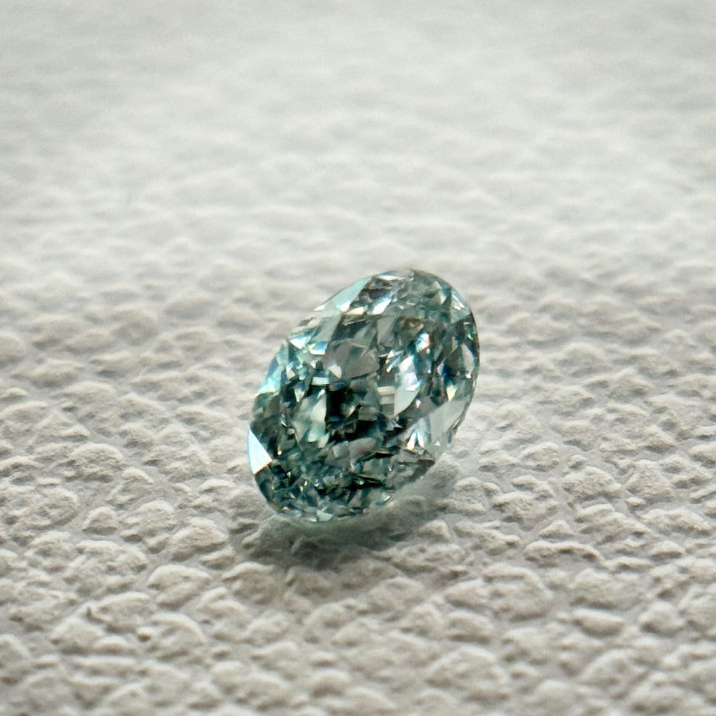 天然 グリーンダイヤモンド オーバル 0.181ct |green diamond|CGL|p9542