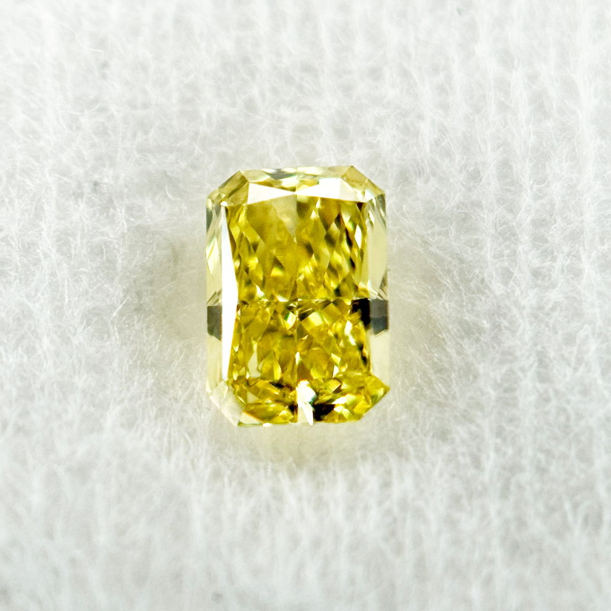 天然イエローダイヤモンド 0.273ct Fancy Vivid Yellow RCT VS1 CGL