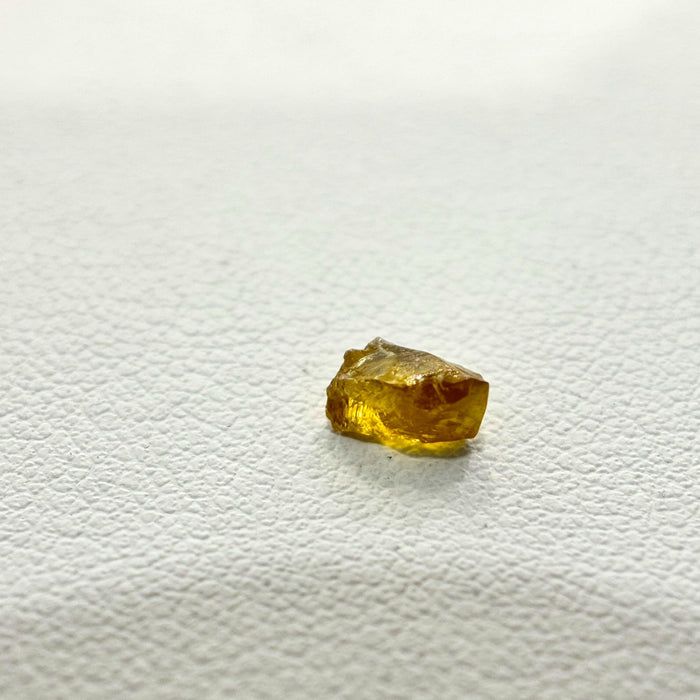 天然 オレンジダイヤモンド 原石 0.732ct |orange diamond rough|w1682-2