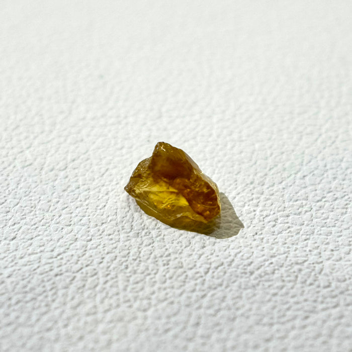 天然 オレンジダイヤモンド 原石 0.732ct |orange diamond rough|w1682-2