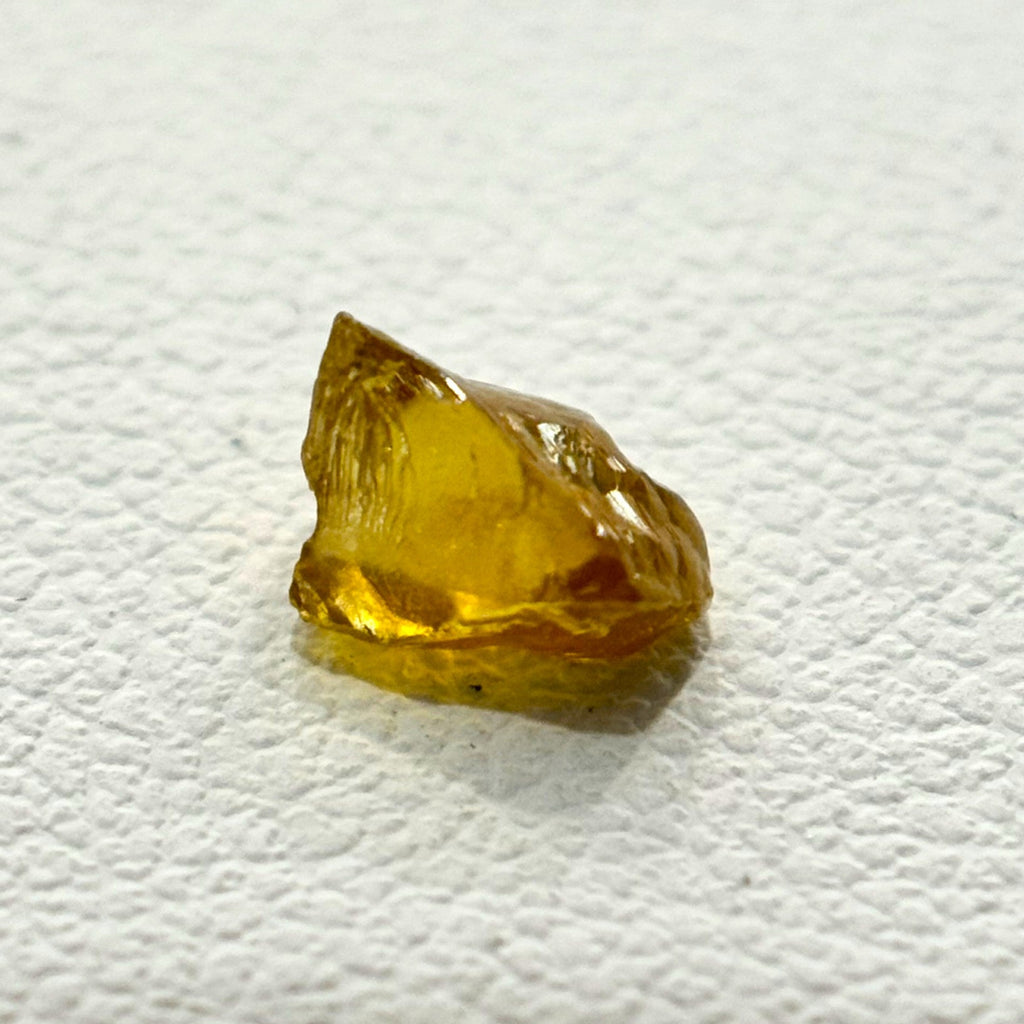 天然 オレンジダイヤモンド 原石 0.732ct |orange diamond rough|w1682-2