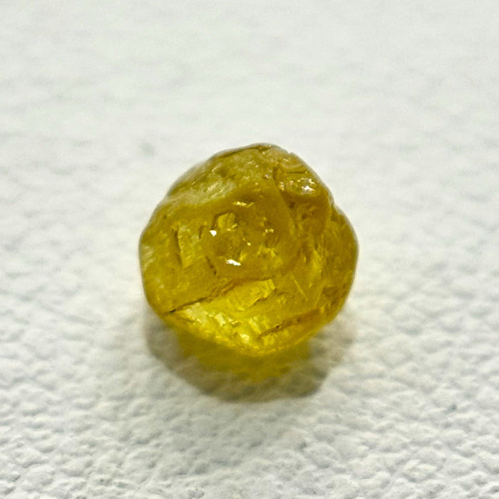 天然 イエローダイヤモンド 原石 0.914ct |yellow diamond rough|w1682-3