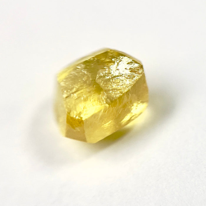 天然 イエローダイヤモンド原石 ソーヤブル 0.76ct|Rough Diamond| w1685