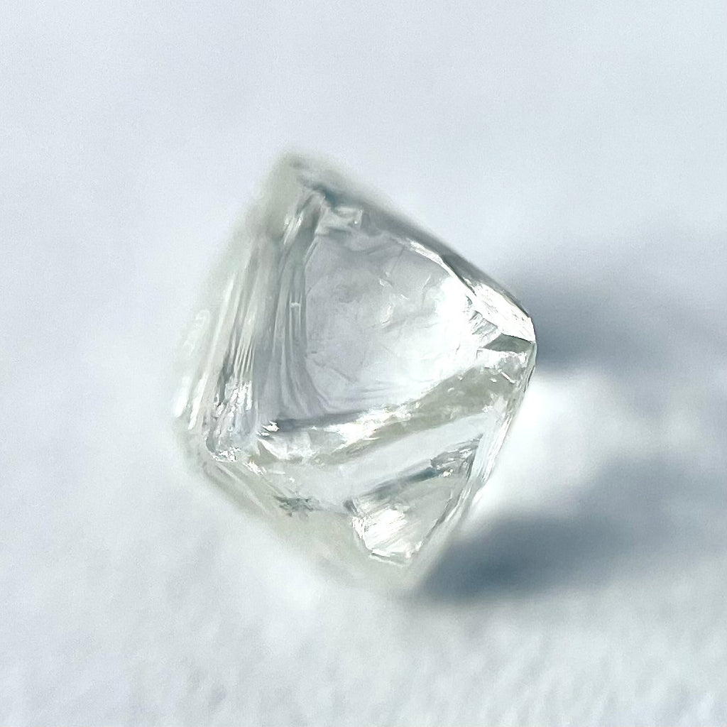 天然ダイヤモンド原石 ソーヤブル 0.704ct|Rough Diamond| w1687-2