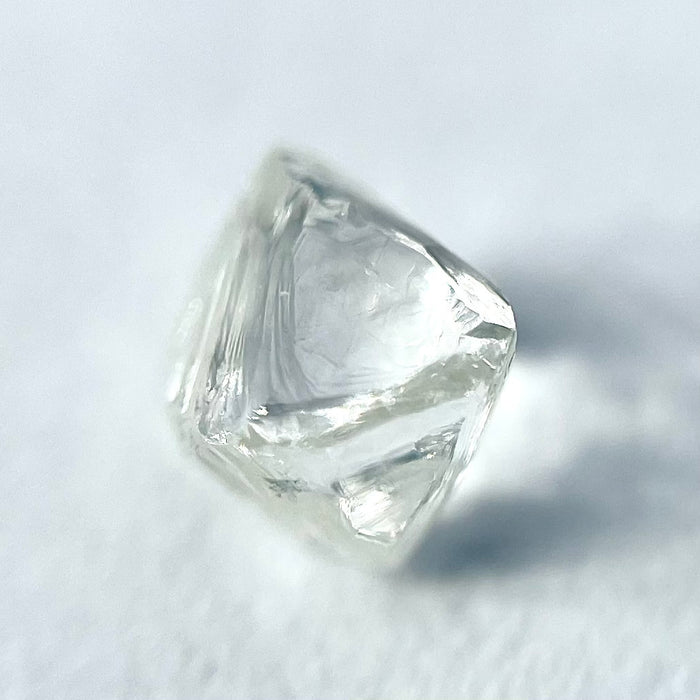 天然ダイヤモンド原石 ソーヤブル 0.704ct|Rough Diamond| w1687-2