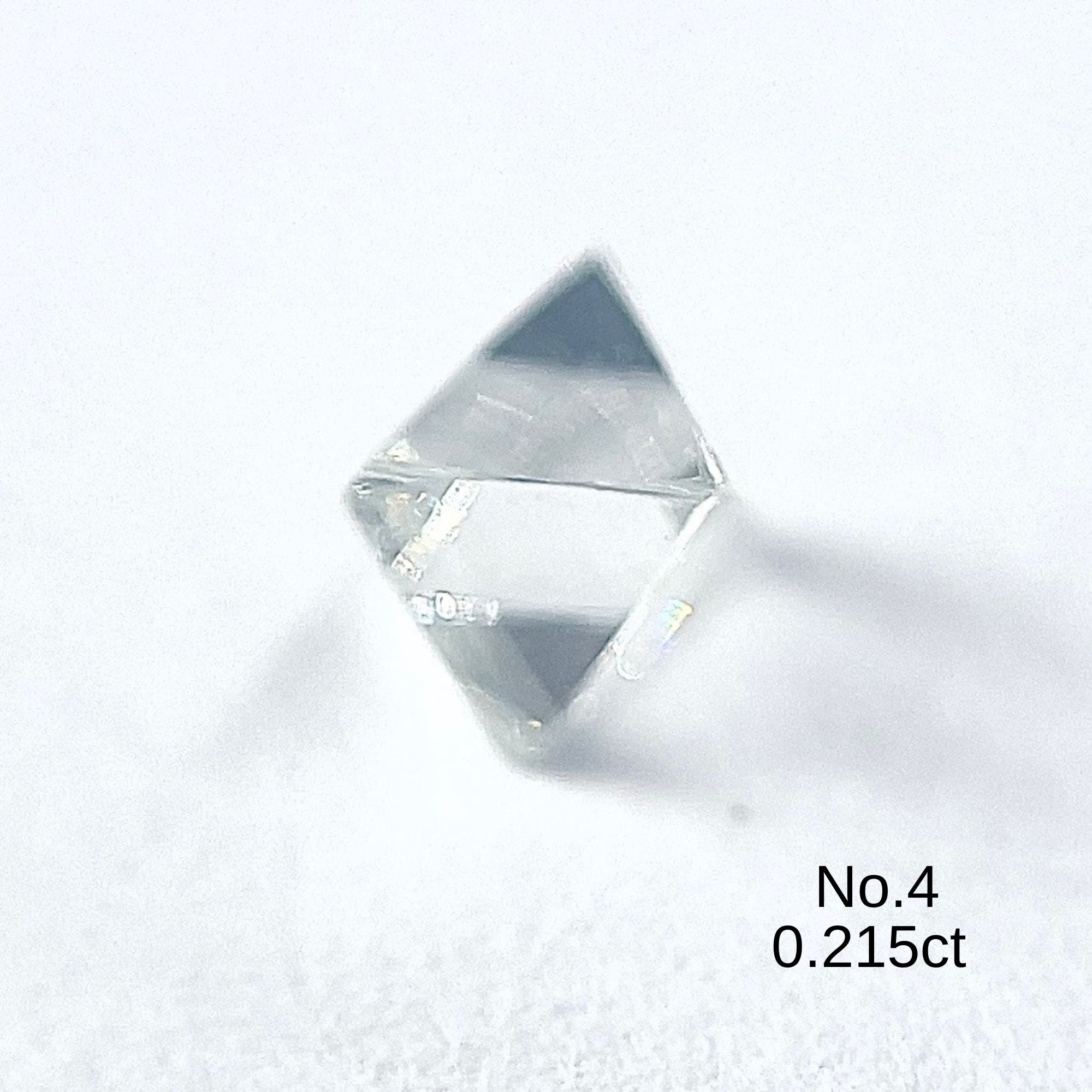 天然ダイヤモンド原石 ソーヤブル（正八面体）0.2ct〜 | Arte Rouge w1713